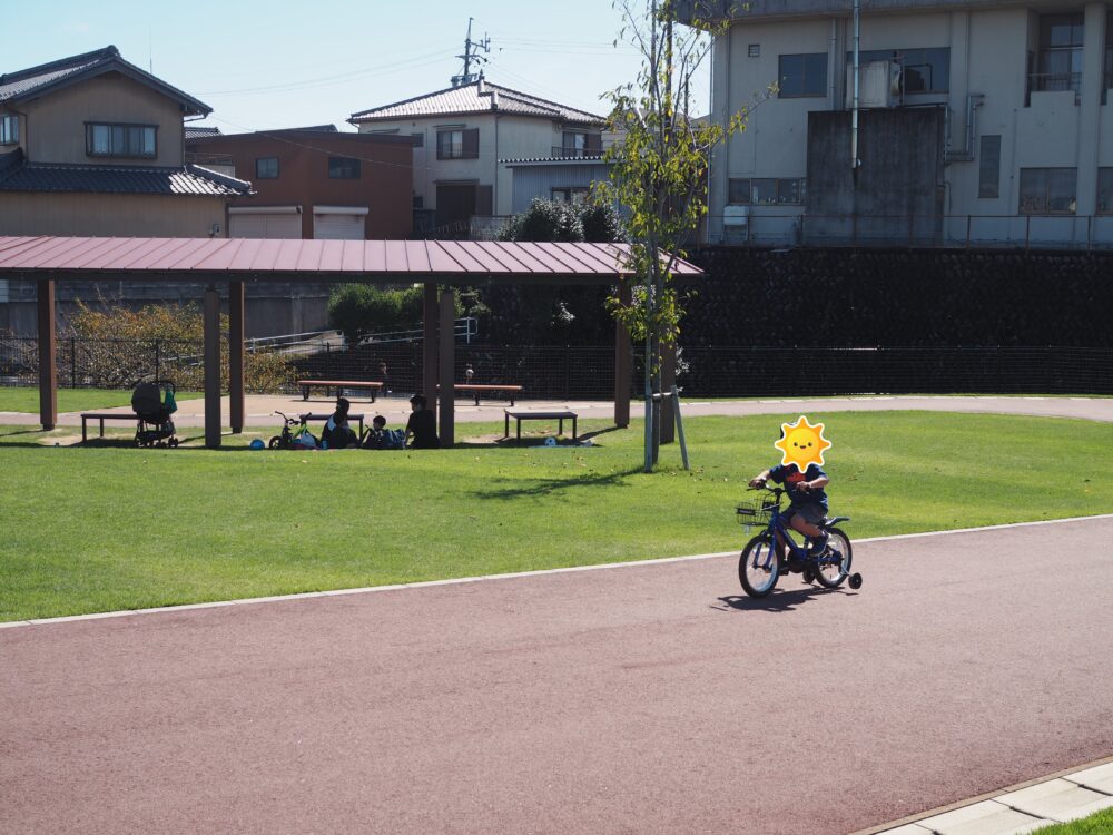 日特スパークテックWKSパーク｜トラック｜自転車練習