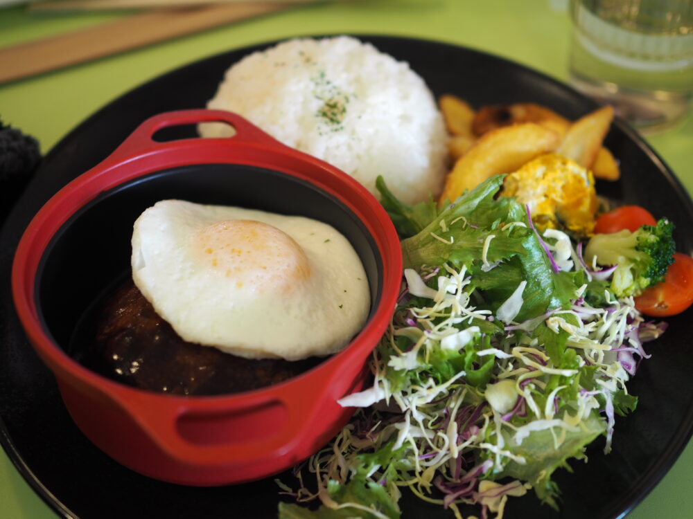 鈴鹿サーキットパーク｜食事｜ランチ｜プッチタウンキッチン